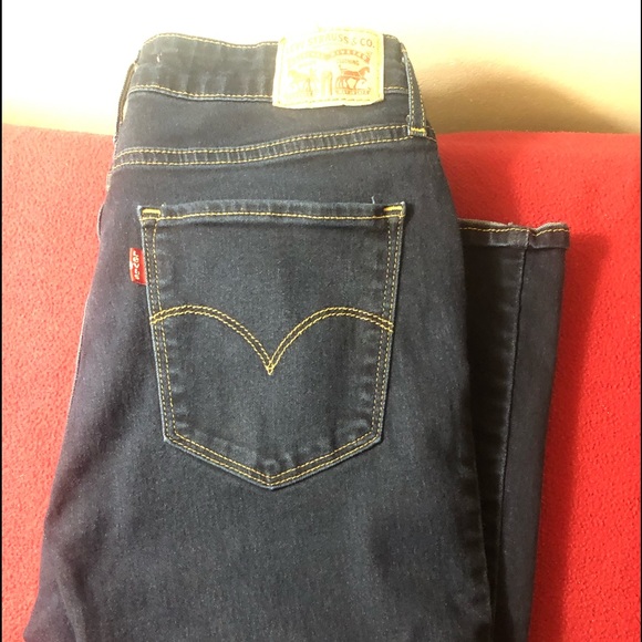 Levi’s High Rise Bootcut - Picture 6 of 8